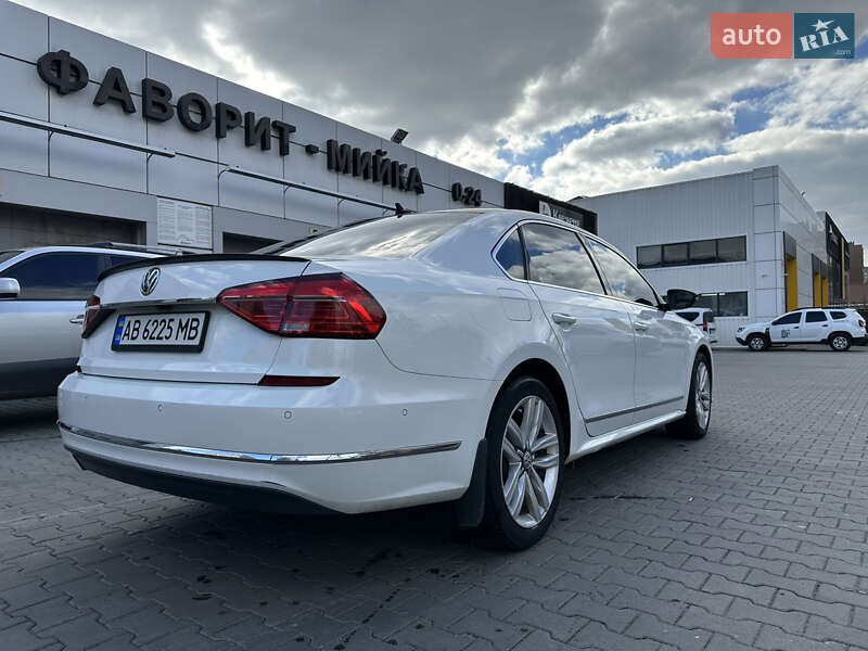 Седан Volkswagen Passat 2016 в Виннице