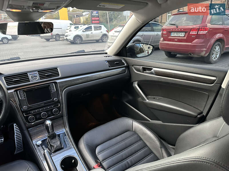 Седан Volkswagen Passat 2016 в Виннице