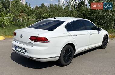 Седан Volkswagen Passat 2015 в 