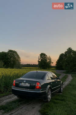 Седан Volkswagen Passat 2002 в  фото 4 Седан Volkswagen Passat 2002 в