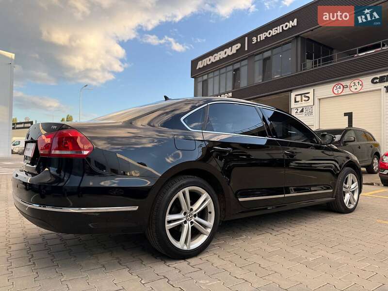 Седан Volkswagen Passat 2012 в Одесі