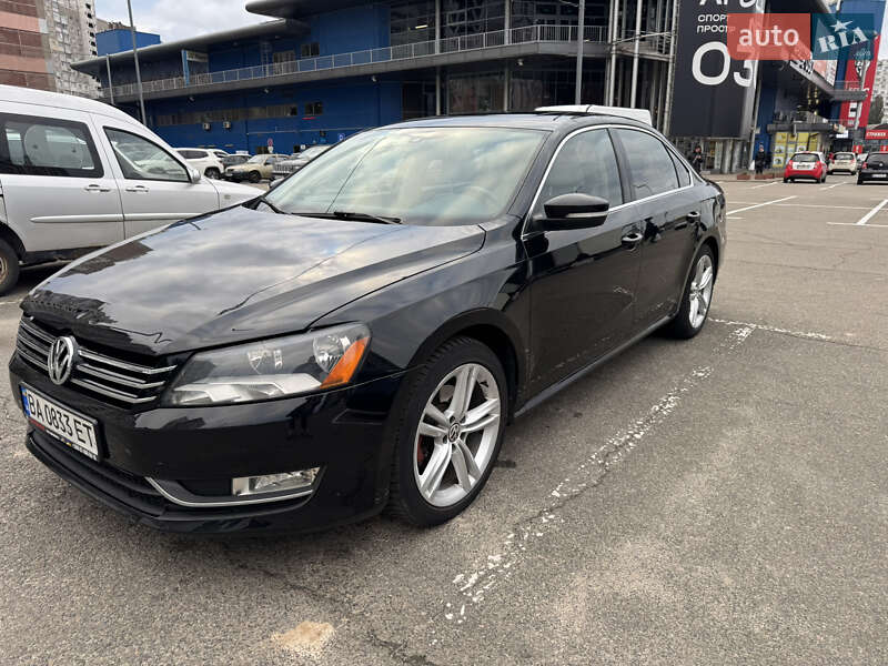 Седан Volkswagen Passat 2014 в Києві