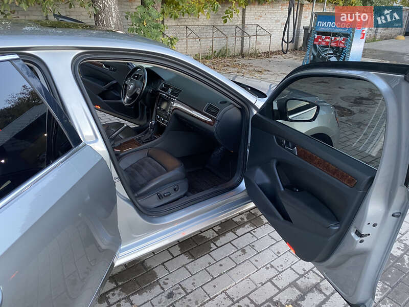 Седан Volkswagen Passat 2012 в Хмельнике фото 2 Седан Volkswagen Passat 2012 в Хмельнике