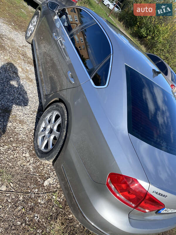 Седан Volkswagen Passat 2012 в Хмельнике фото 17 Седан Volkswagen Passat 2012 в Хмельнике