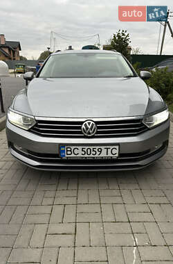 Универсал Volkswagen Passat 2018 в Львове