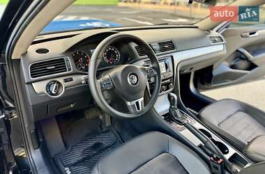 Седан Volkswagen Passat 2014 в 
