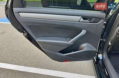 Седан Volkswagen Passat 2014 в 