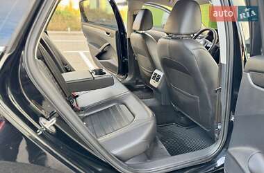 Седан Volkswagen Passat 2014 в 