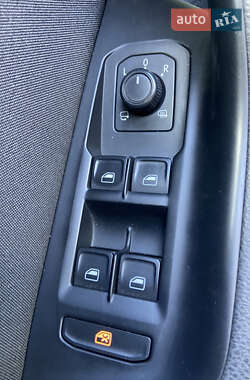 Универсал Volkswagen Passat 2015 в 