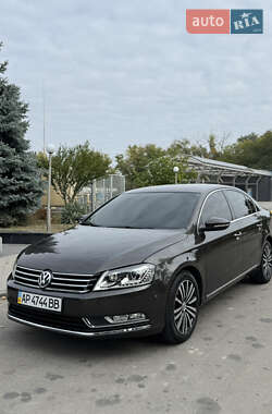 Седан Volkswagen Passat 2012 в Запорожье
