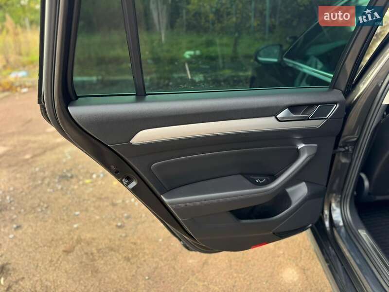 Универсал Volkswagen Passat 2019 в Бердичеве