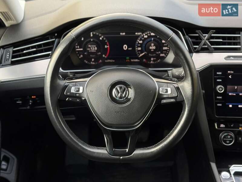 Универсал Volkswagen Passat 2019 в Бердичеве