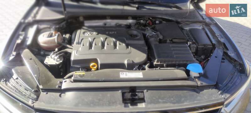 Универсал Volkswagen Passat 2016 в Хмельницком