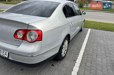 Седан Volkswagen Passat 2010 в 