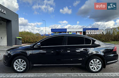 Седан Volkswagen Passat 2013 в 