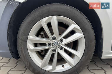 Седан Volkswagen Passat 2020 в 