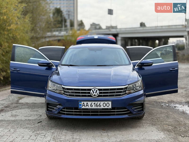 Седан Volkswagen Passat 2016 в Киеве