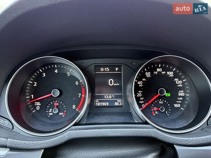 Седан Volkswagen Passat 2016 в Киеве