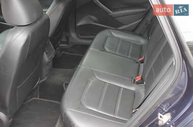 Седан Volkswagen Passat 2015 в 