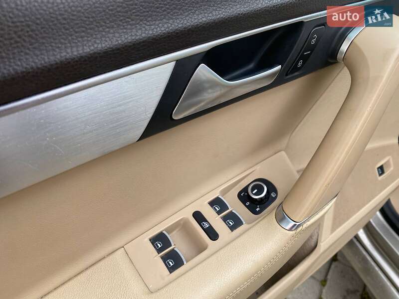 Универсал Volkswagen Passat 2013 в Львове