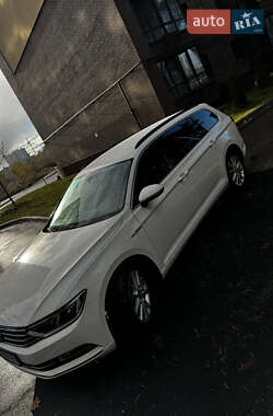 Универсал Volkswagen Passat 2017 в 