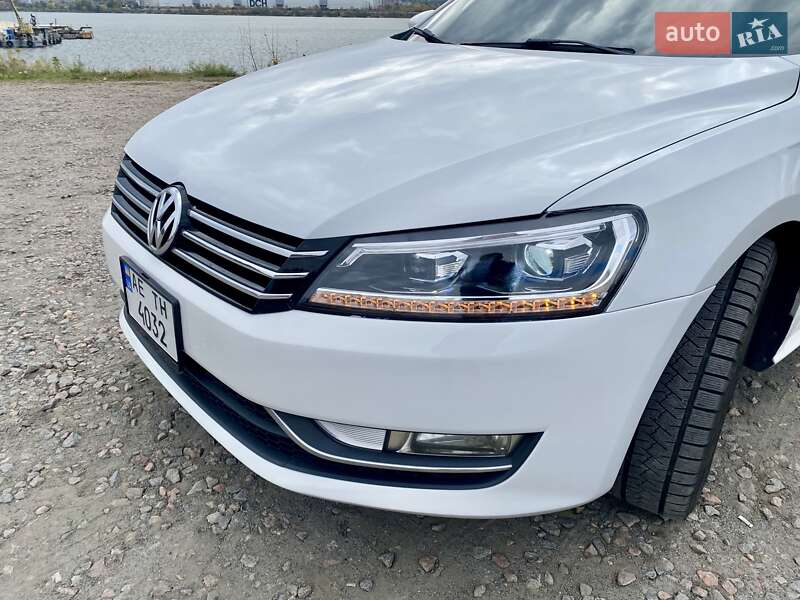 Volkswagen Passat 2011