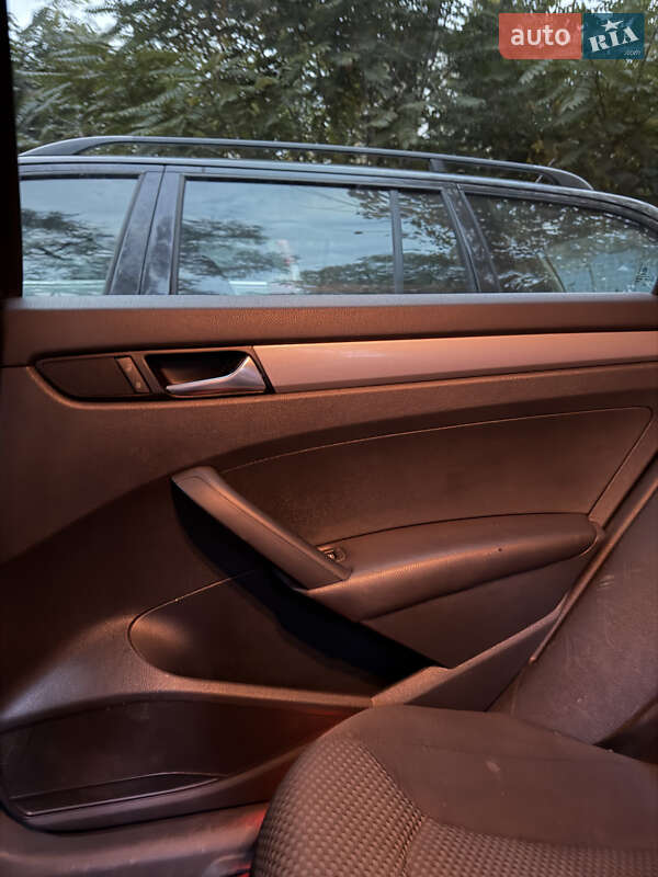 Седан Volkswagen Passat 2012 в Днепре фото 23 Седан Volkswagen Passat 2012 в Днепре