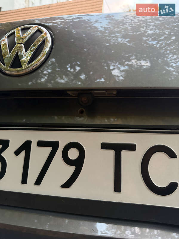 Седан Volkswagen Passat 2012 в Днепре фото 24 Седан Volkswagen Passat 2012 в Днепре