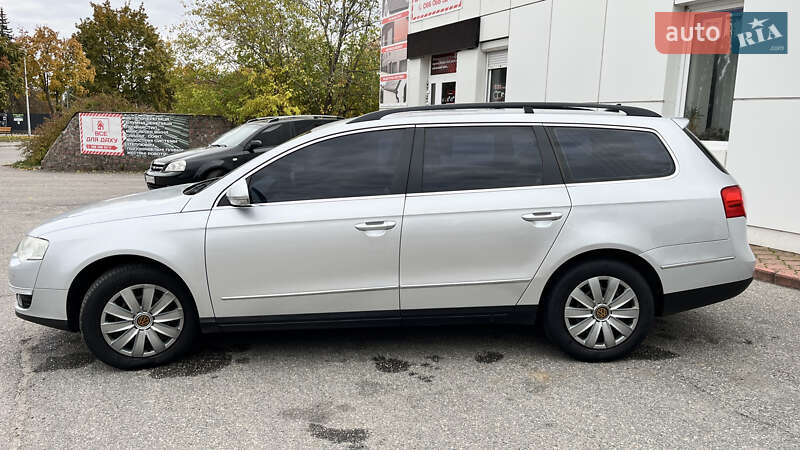 Универсал Volkswagen Passat 2009 в Кропивницком