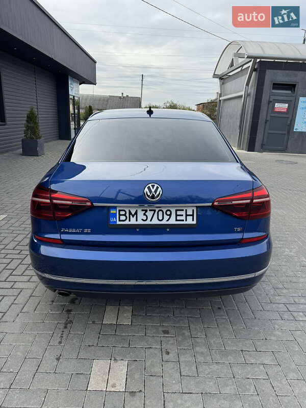 Седан Volkswagen Passat 2016 в Ровно
