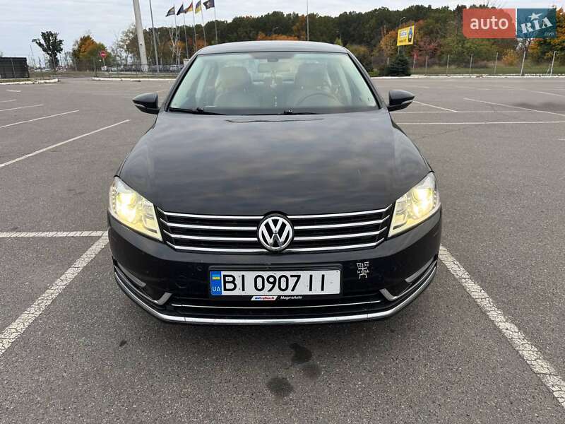 Седан Volkswagen Passat 2011 в Решетиловке