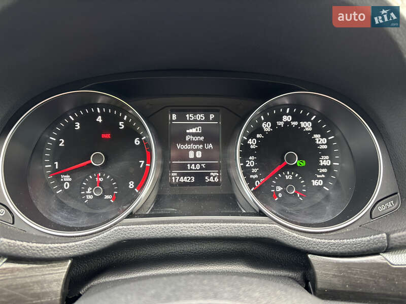 Седан Volkswagen Passat 2016 в Києві фото 19 Седан Volkswagen Passat 2016 в Києві
