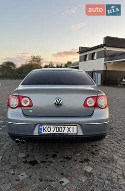 Седан Volkswagen Passat 2010 в 