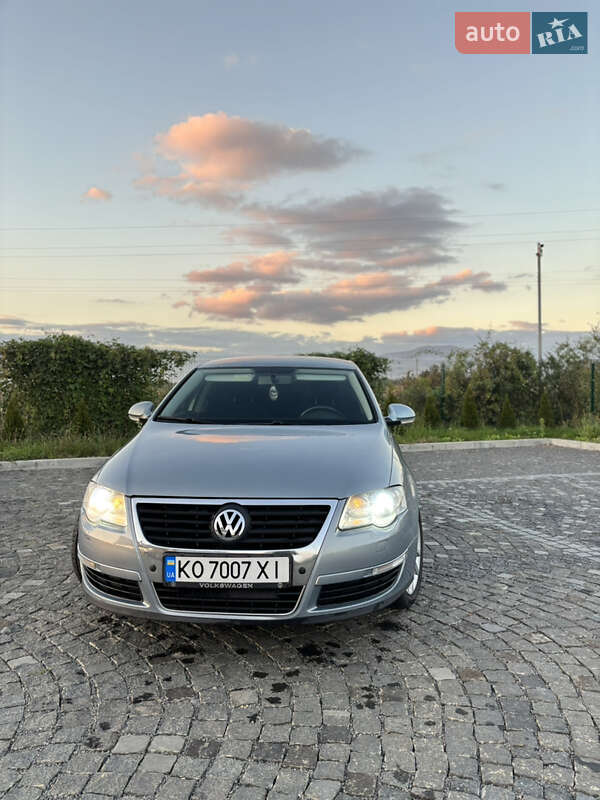 Седан Volkswagen Passat 2010 в Иршаве