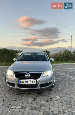 Седан Volkswagen Passat 2010 в 