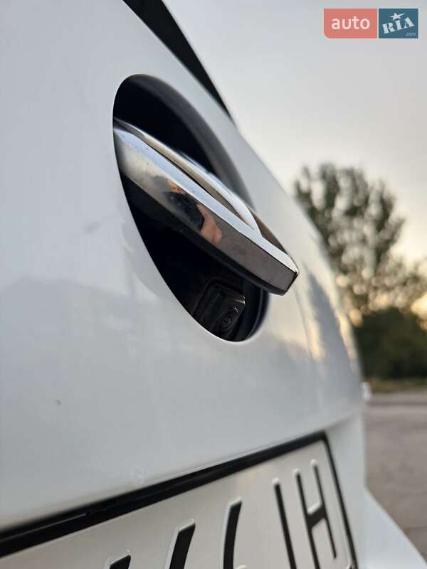 Универсал Volkswagen Passat 2016 в Славянске