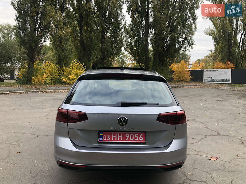 Универсал Volkswagen Passat 2020 в Киеве