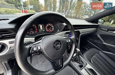 Седан Volkswagen Passat 2021 в 
