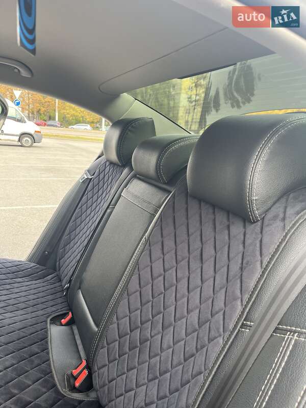 Седан Volkswagen Passat 2011 в Запорожье