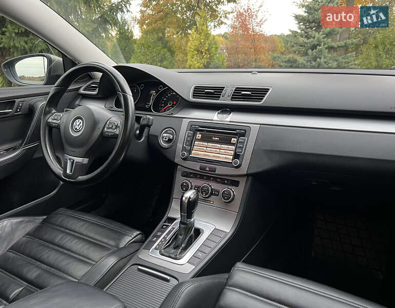 Седан Volkswagen Passat 2012 в Коломиї