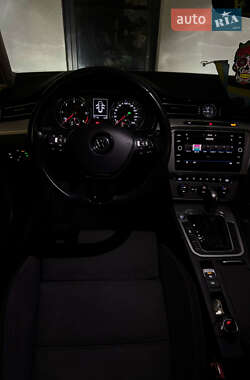 Универсал Volkswagen Passat 2017 в 