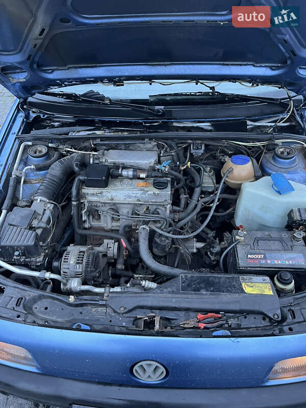 Универсал Volkswagen Passat 1993 в Коростышеве фото 7 Универсал Volkswagen Passat 1993 в Коростышеве
