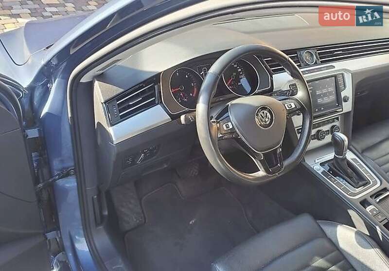 Универсал Volkswagen Passat 2015 в Прилуках