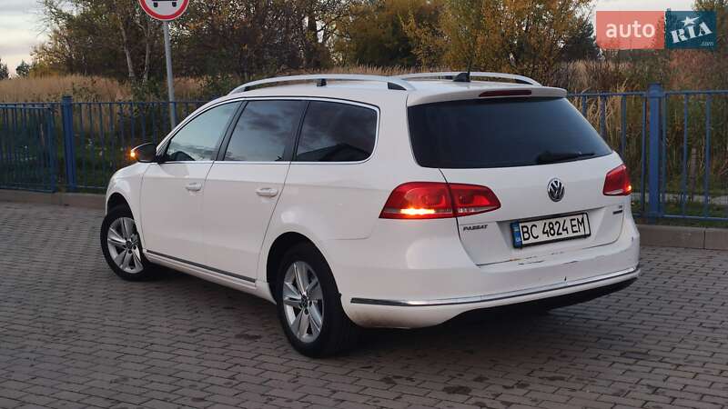 Універсал Volkswagen Passat 2012 в Дрогобичі