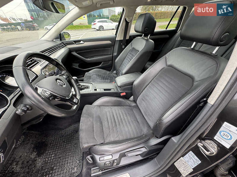 Универсал Volkswagen Passat 2018 в Киеве фото 14 Универсал Volkswagen Passat 2018 в Киеве