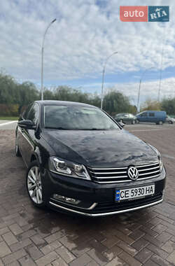 Седан Volkswagen Passat 2011 в Черновцах