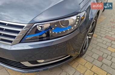 Седан Volkswagen Passat 2012 в 