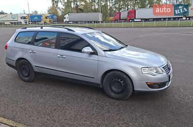 Універсал Volkswagen Passat 2007 в  фото 11 Універсал Volkswagen Passat 2007 в