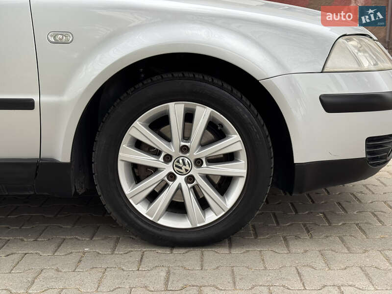 Универсал Volkswagen Passat 2002 в Звягеле фото 9 Универсал Volkswagen Passat 2002 в Звягеле