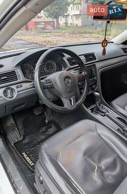 Седан Volkswagen Passat 2015 в 